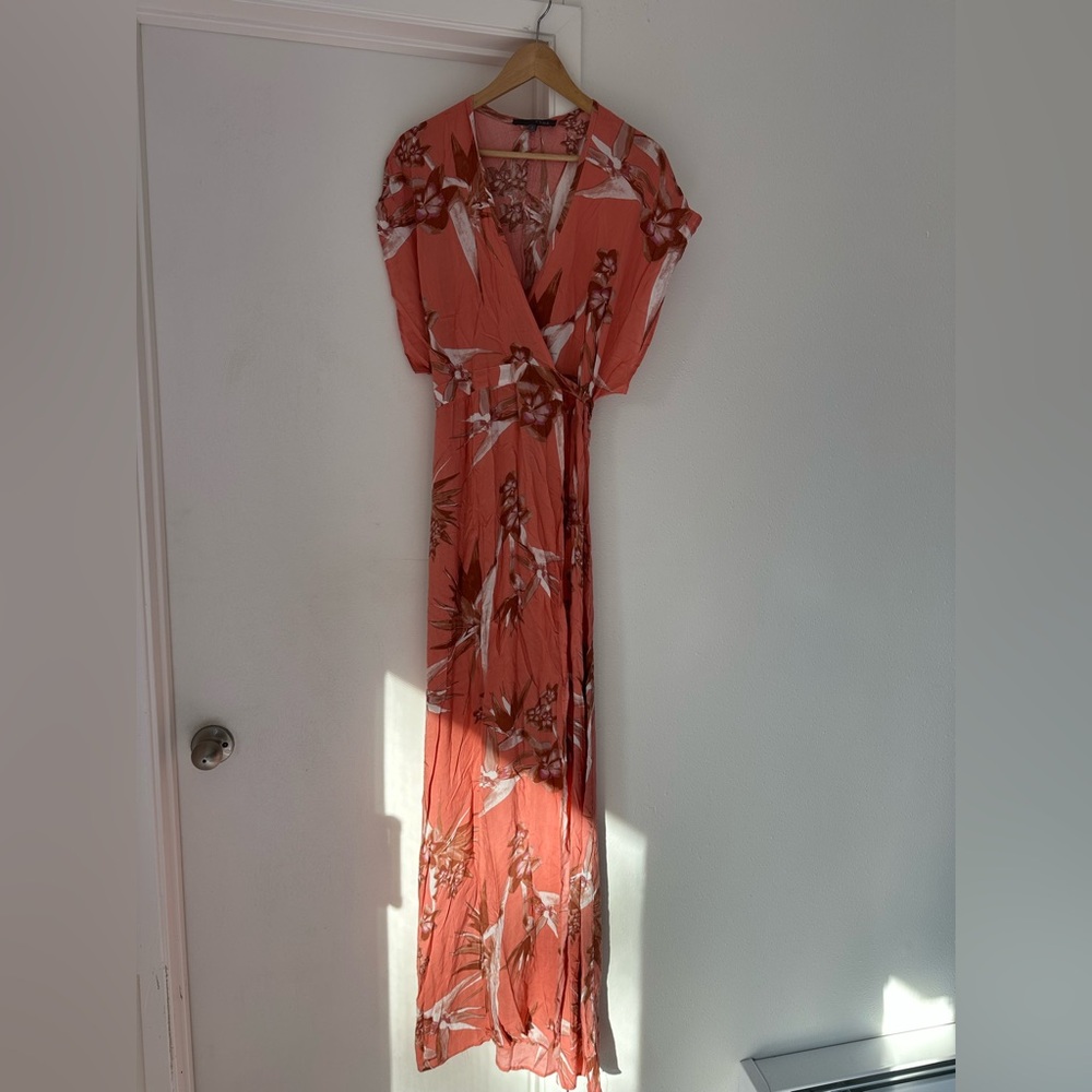 Tysa wrap dress 
Bird of paradise print 
Rayon